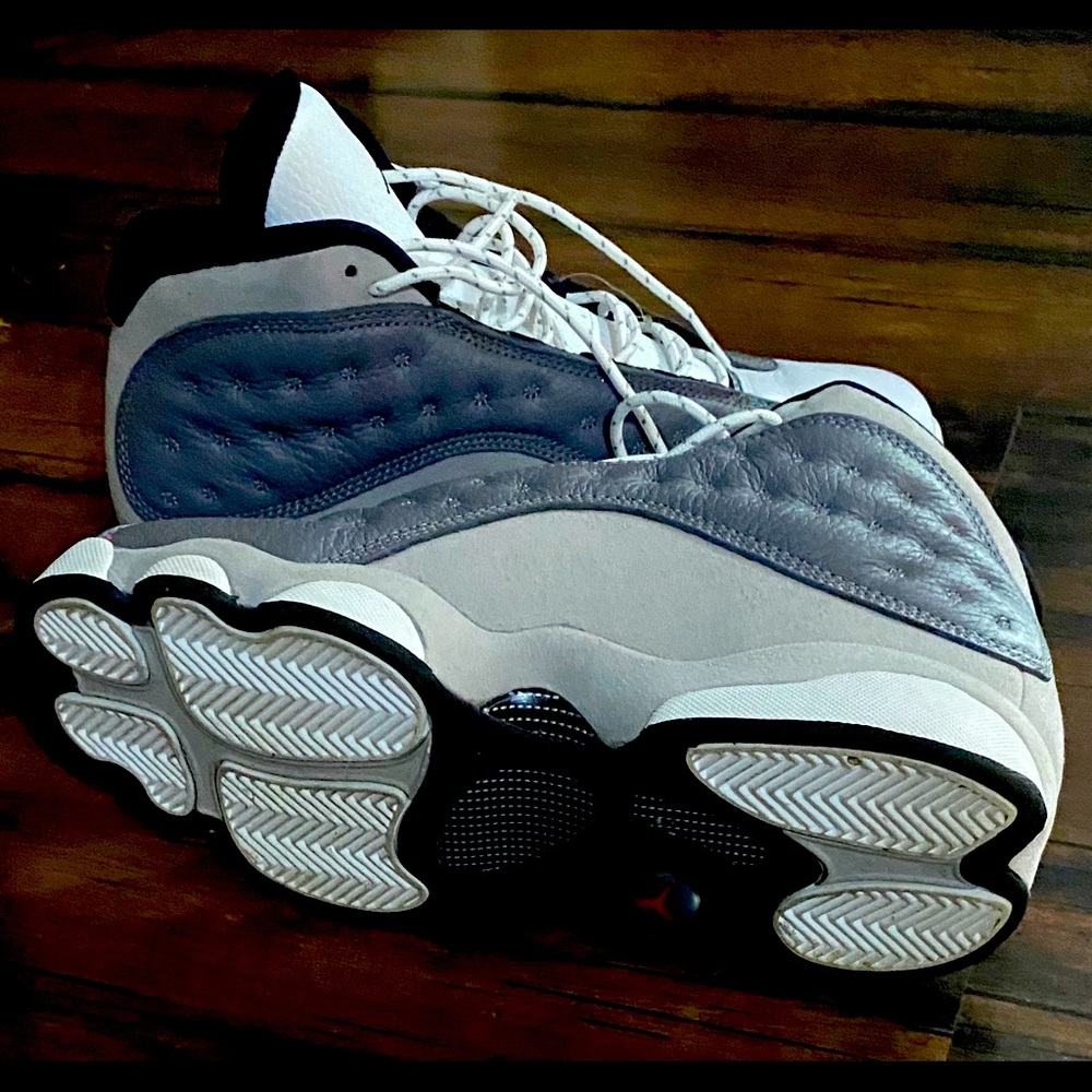 Jordan 13 ATMOSPHERE sneakers worn only three times, kept in excellent condition